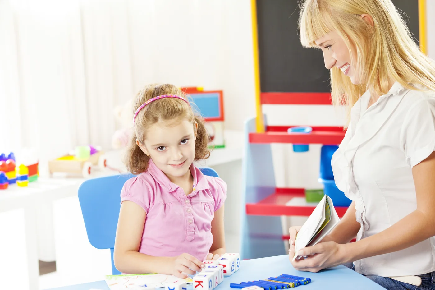 Girl speech therapy